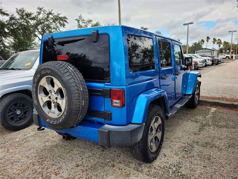 Certified 2016 Jeep Wrangler Unlimited Sahara w/ Connectivity Group image 7