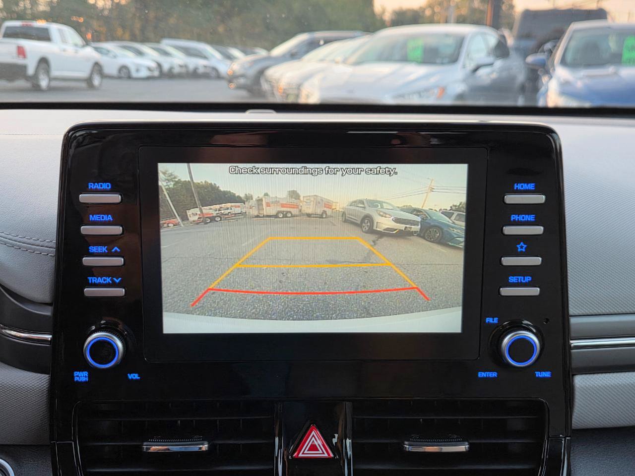Used 2020 Hyundai Ioniq Blue FWD image 27