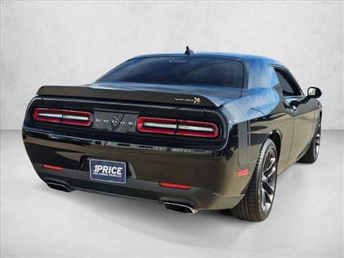 Used 2022 Dodge Challenger R/T Scat Pack w/ Scat Pack Stripe image 5