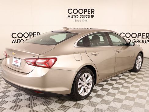 Used 2022 Chevrolet Malibu LT FWD image 20