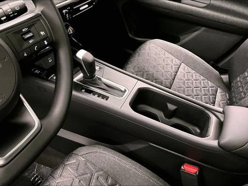 New 2026 Nissan Kicks SV w/ SV Premium Package FWD image 9