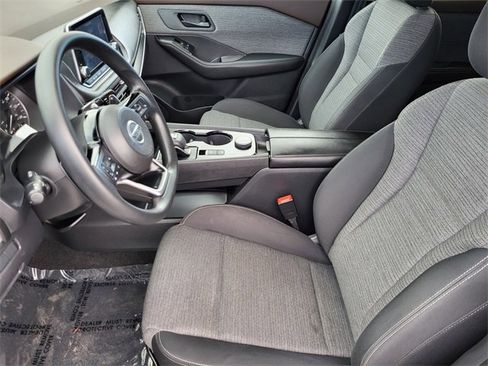 Used 2021 Nissan Rogue S image 13