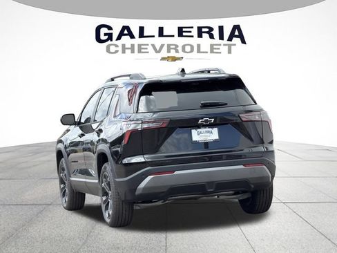 New 2026 Chevrolet Equinox LT w/ Convenience Package II FWD image 5