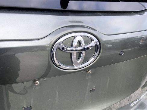 Used 2015 Toyota Highlander XLE image 32