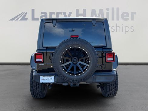 Used 2020 Jeep Wrangler Unlimited Sport image 5