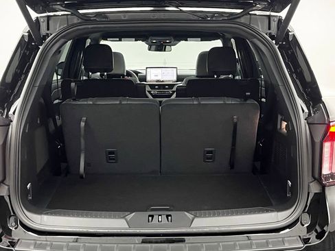 New 2026 Ford Explorer ST-Line w/ ST-Line Street Pack AWD/4WD image 12