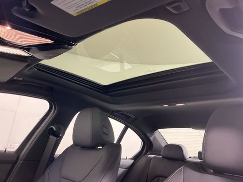 New 2026 BMW 330i Sedan w/ Convenience Package RWD image 23