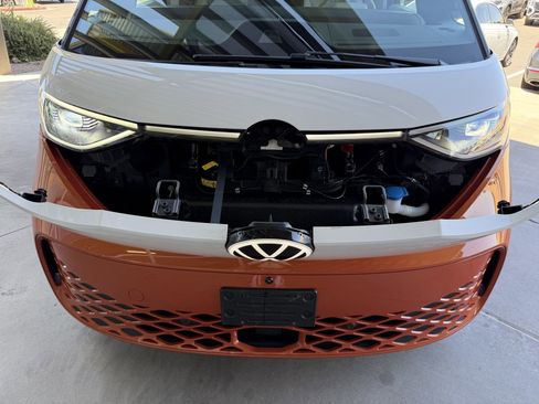 Used 2025 Volkswagen ID. Buzz Pro S Plus AWD/4WD image 44