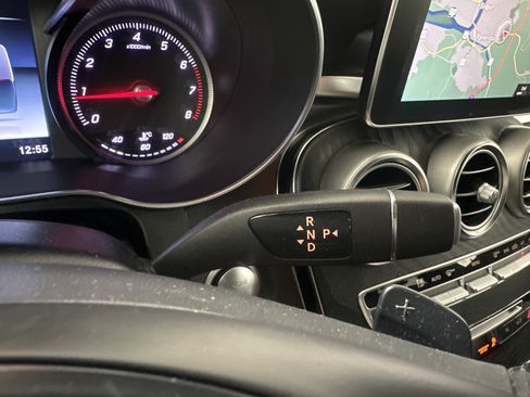 Used 2017 Mercedes-Benz GLC 300 4MATIC image 19