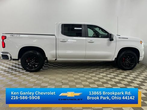 Certified 2026 Chevrolet Silverado 1500 RST w/ Dark Appearance Package AWD/4WD image 4