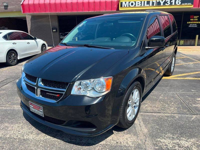 Used 2016 Dodge Grand Caravan SXT FWD image 7