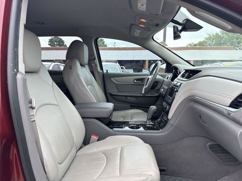 Used 2016 Chevrolet Traverse LTZ FWD image 23