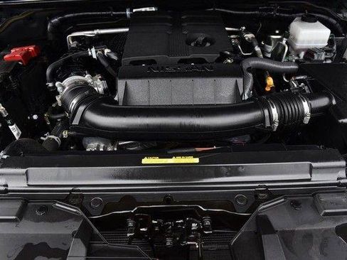 Certified 2025 Nissan Frontier PRO-4X w/ Pro Convenience Package image 31