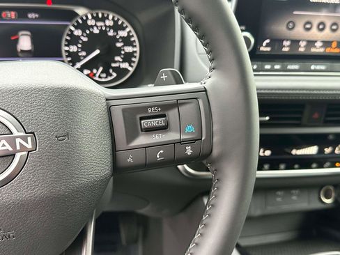 Used 2026 Nissan Rogue SV image 21