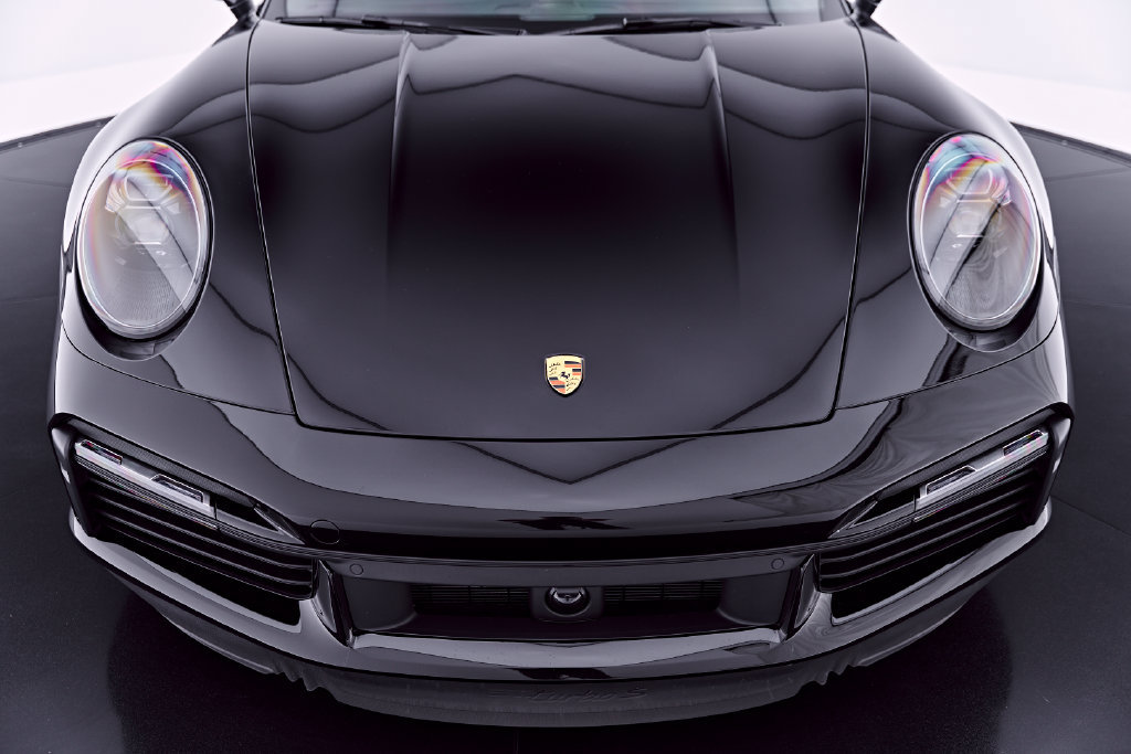 Used 2025 Porsche 911 Turbo S AWD/4WD image 19
