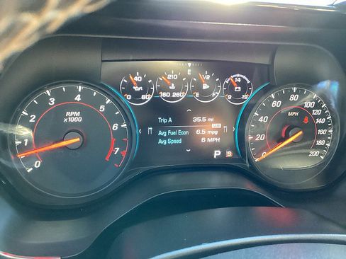 Used 2018 Chevrolet Camaro SS image 9