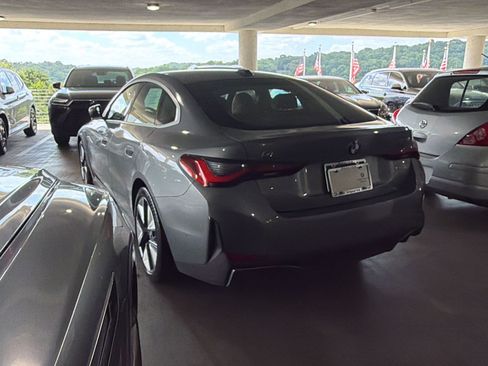 Used 2023 BMW i4 eDrive40 w/ Premium Package RWD image 2