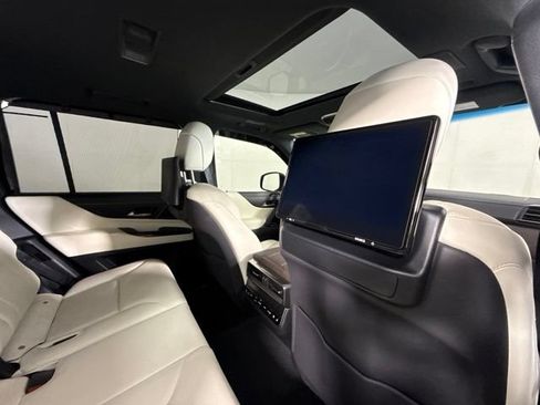 Used 2024 Lexus LX 600 4WD w/ Appearance Package image 30