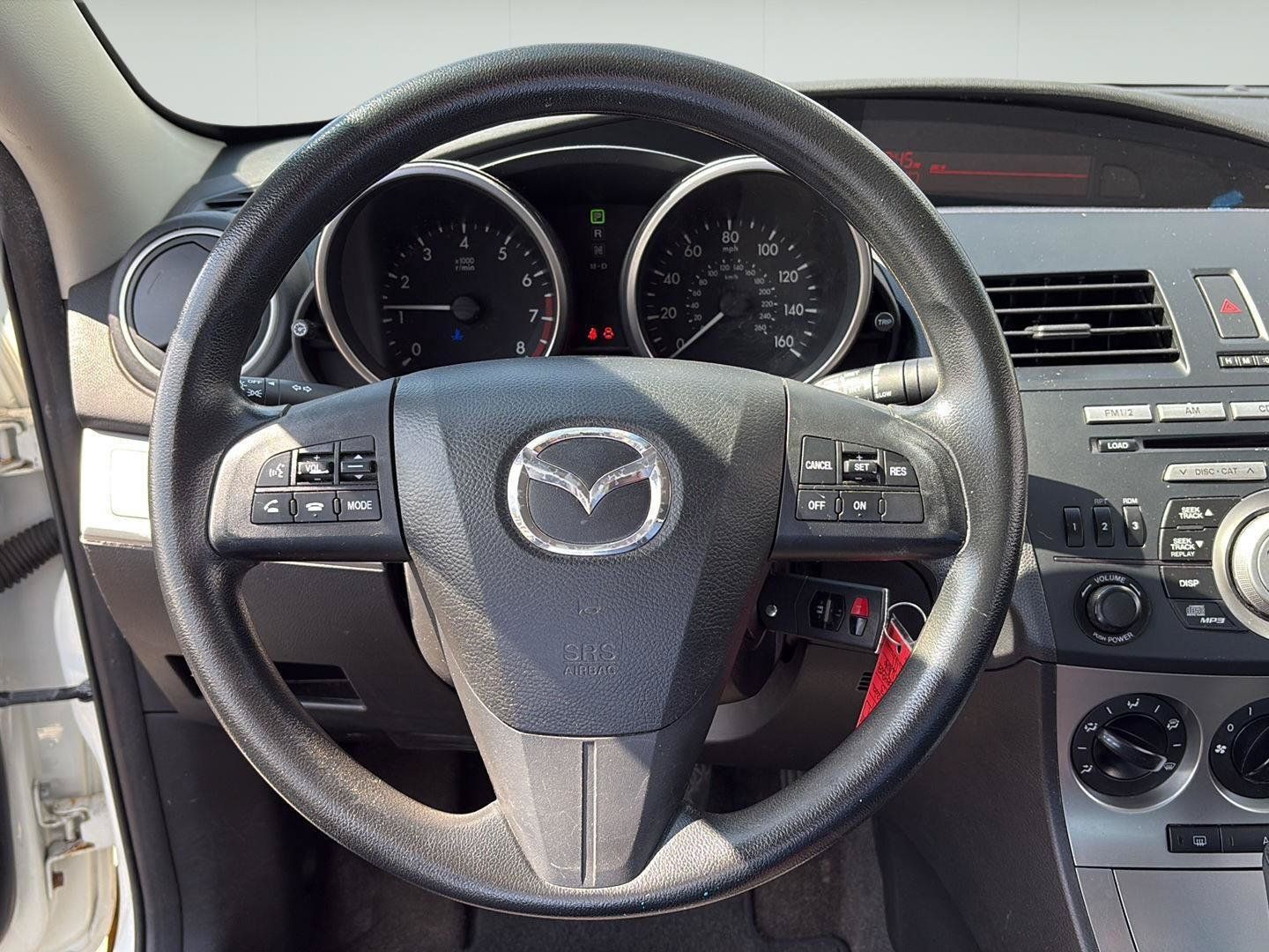 Used 2011 MAZDA MAZDA3 i Touring FWD image 5