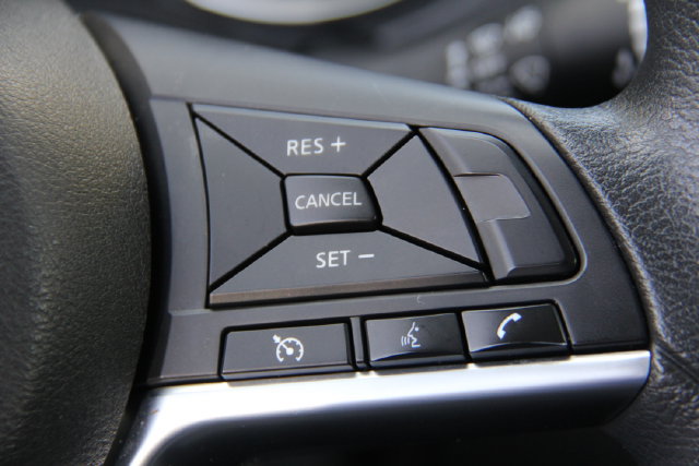 Used 2020 Nissan Rogue Sport SV AWD/4WD image 22