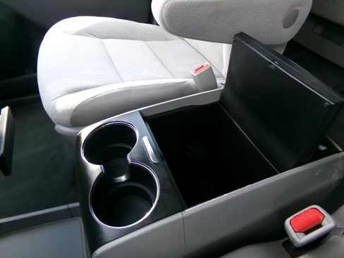 Used 2020 Toyota Sienna LE image 30