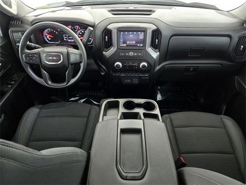 Used 2023 GMC Sierra 1500 Pro w/ Convenience Package image 4