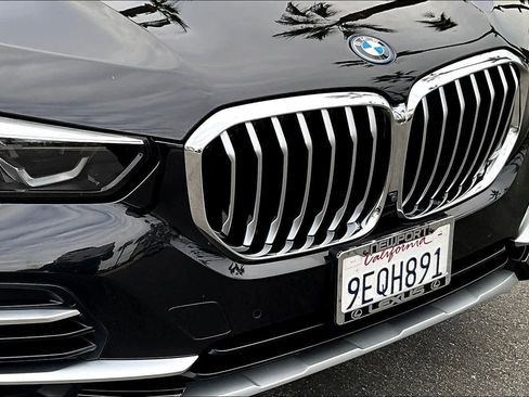 Used 2023 BMW X5 xDrive45e w/ Parking Assistance Package image 28