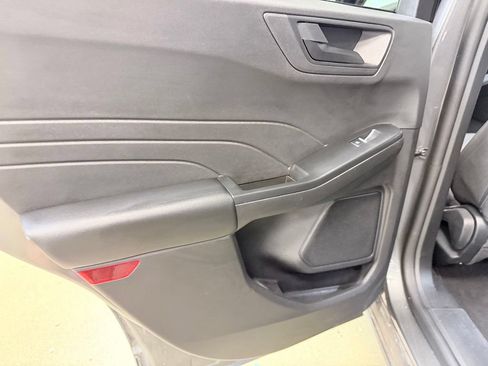 Used 2025 Ford Escape Active FWD image 17