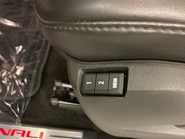 Used 2015 GMC Terrain Denali AWD/4WD image 25