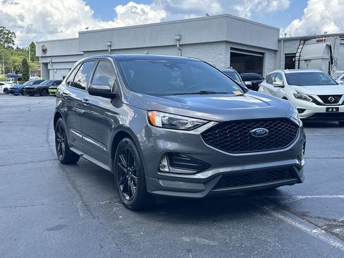 Used 2021 Ford Edge ST-Line FWD image 2