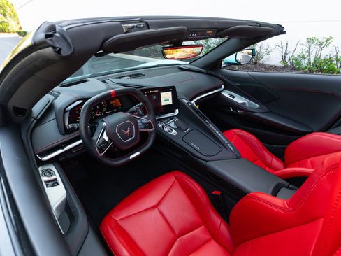 Used 2025 Chevrolet Corvette Z06 RWD image 68