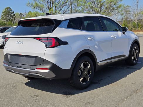 New 2026 Kia Sportage LX w/ LX Convenience Package image 7