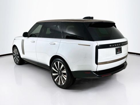 Used 2023 Land Rover Range Rover SV AWD/4WD image 6
