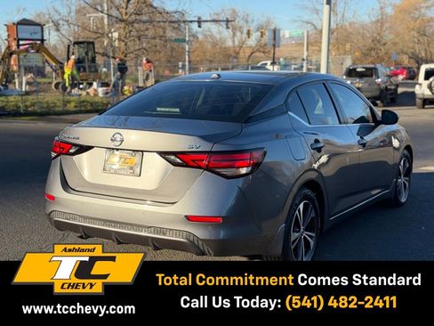 Used 2022 Nissan Sentra SV image 5