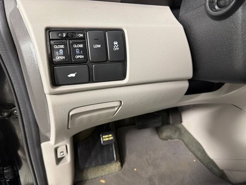 Used 2016 Honda Odyssey EX-L image 13