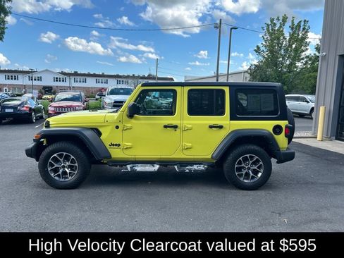 Used 2024 Jeep Wrangler Unlimited Sport AWD/4WD image 8