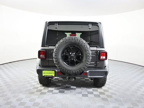 Used 2024 Jeep Wrangler Unlimited Sport AWD/4WD image 5