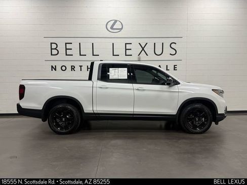 Used 2026 Honda Ridgeline Black Edition image 3
