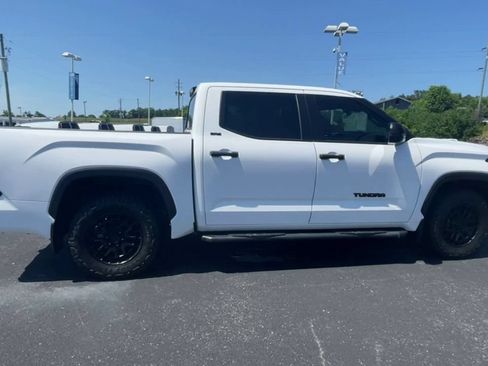 Used 2025 Toyota Tundra SR5 RWD image 9
