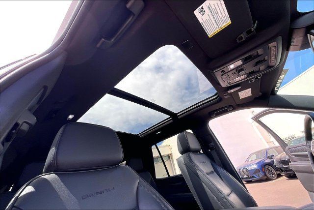 Used 2024 GMC Yukon Denali w/ LPO, Floor Liner Package AWD/4WD image 23