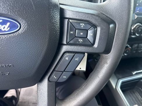 Used 2022 Ford F350 XLT w/ XLT Premium Package AWD/4WD image 43