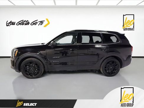 Used 2022 Kia Telluride EX w/ EX Premium Package image 8