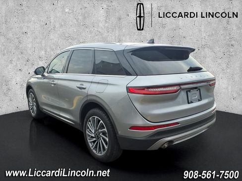 Used 2023 Lincoln Corsair Reserve w/ Equipment Group 202A AWD/4WD image 4