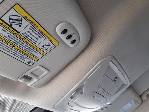 Used 2018 Ford Escape Titanium w/ Ford Safe & Smart Package image 16