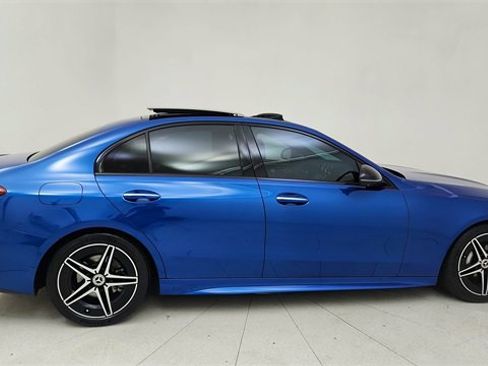 Used 2022 Mercedes-Benz C 300 C 300 w/ Pinnacle Trim Package image 6