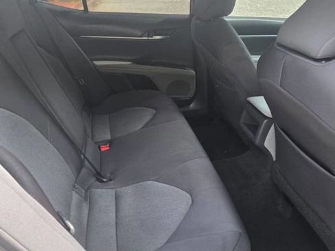 Used 2021 Toyota Camry LE image 13