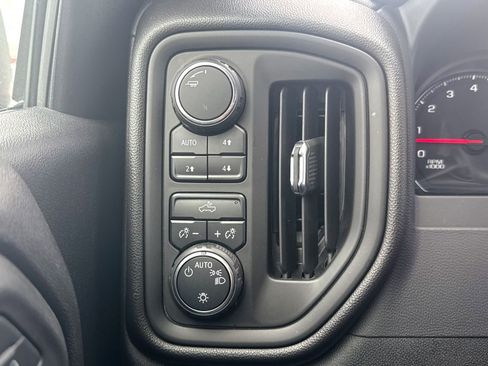 Certified 2021 Chevrolet Silverado 1500 Custom Trail Boss AWD/4WD image 36
