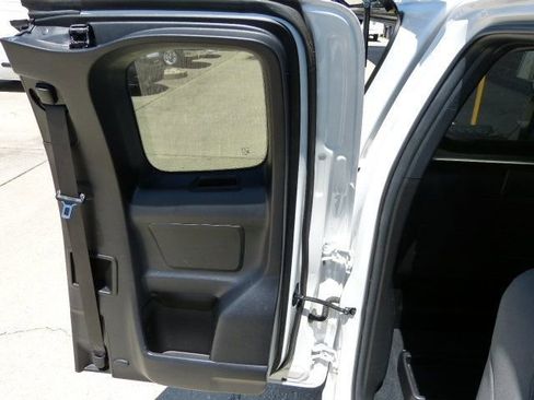 Used 2022 Toyota Tacoma SR image 23