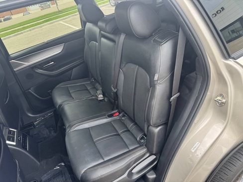 Certified 2024 MAZDA CX-90 3.3 Turbo w/ Preferred Plus AWD/4WD image 10