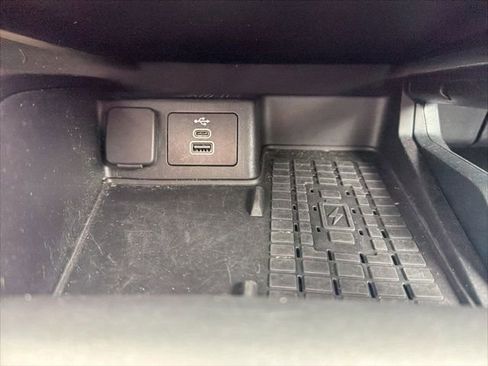 Used 2025 Ford Bronco Sport Badlands image 36